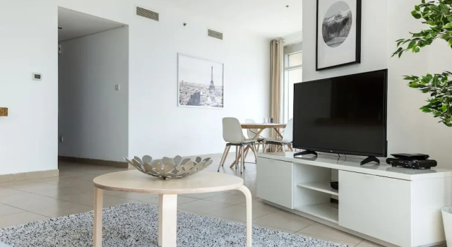 HiGuests Vacation Homes - Burj View East, Забронировать Апартаменты/квартира Даунтаун Дубай , рядом с Дубайский аквариум