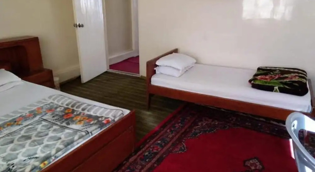 Zulfiqar Hotel, Rezerwuj Hotel Hotele w Balochistan z parkingiem, Parking