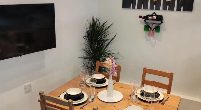 Апартаменты Stunning 2-bed Apartment in London Dagenham