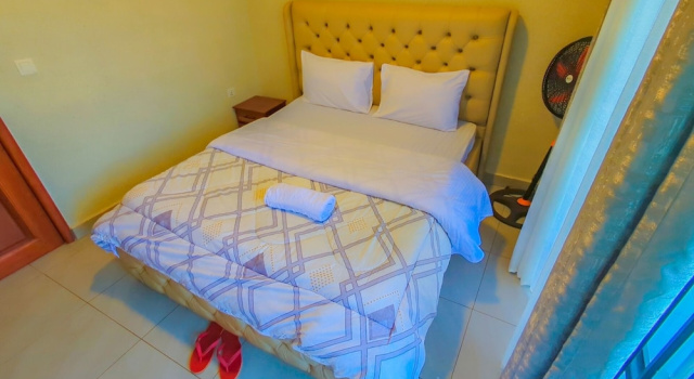 Apartamento Clásico sótano con balcón y con vista a la ciudad Vyrex Residence