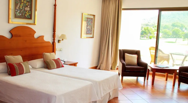 Camera doppia familiare Standard con balcone Hotel Golf Santa Ponsa