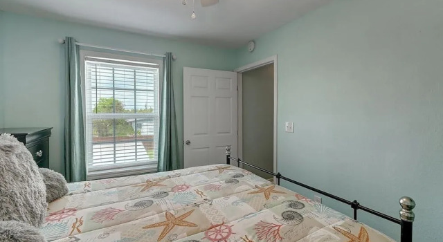 Fisherman's Inn 2 Bedroom Home by RedAwning