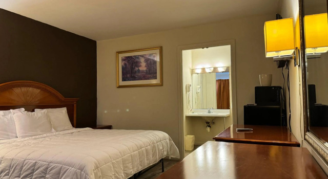 Country Club Inn & Suites, Prenota Hotel Fostoria Ohio