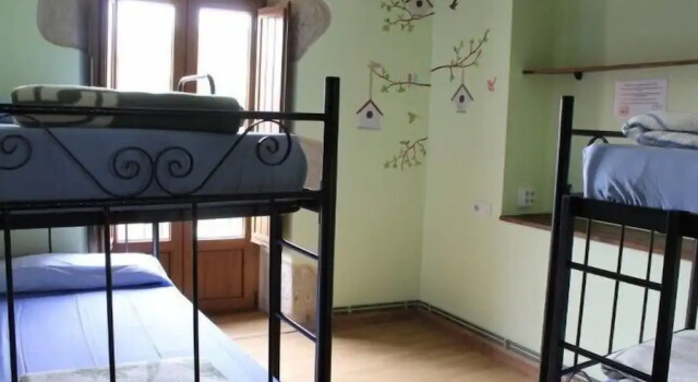 Четырёхместный номер Standard Pensión Albergue A Pedra