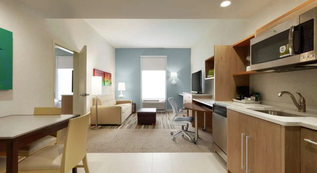 Двухместный люкс c 1 комнатой Home2 Suites by Hilton Durham Chapel Hill