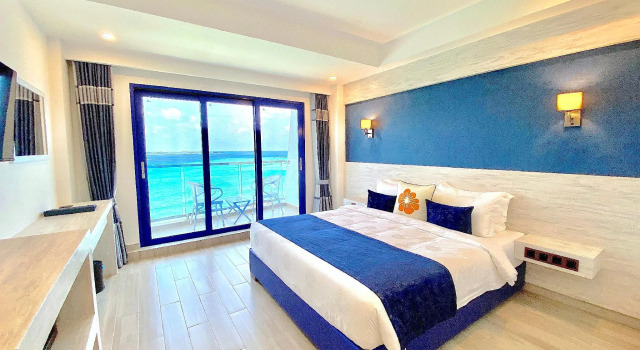 Двухместный номер Deluxe с балконом и с видом на море Kaani Palm Beach