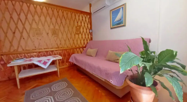 Апартаменты Comfortable Apartment Near the sea