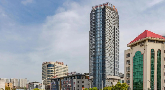Vienna Classic Hotel (Wuhu High-speed Railway Station), Book Hotel Hotels in Wuhu with a Pool, Swimming Pool
