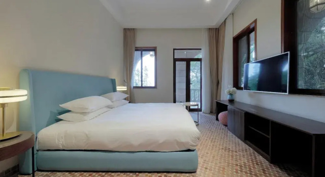Номер Standard Living Sense Linghai Hotel