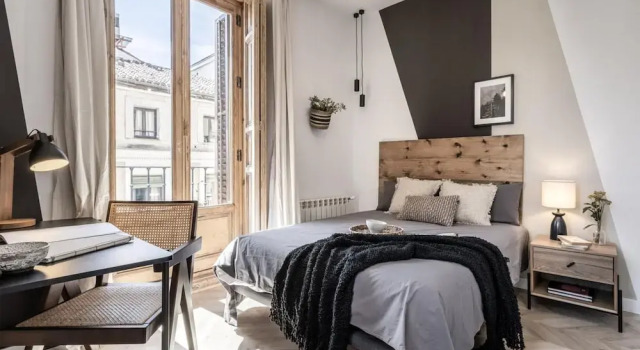 Broto - 4 Bedrooms in Malasa a, Забронировать Апартаменты/квартира Апартаменты Мадрида, рядом с Ислас Филипинас, Апартаменты/квартира