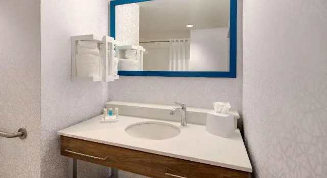 Двухместный номер Standard с балконом и с видом на город Hampton Inn & Suites St. Augustine-Vilano Beach