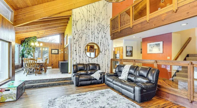 Hike, Ski & Soak! Spacious Anchorage Getaway, Réserver Maison de vacances Anchorage Alaska