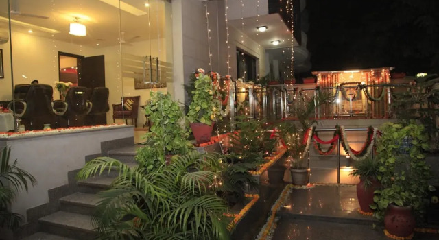 Indiyaah Inn, Забронировать Отель Гургаон Gurgaon Region