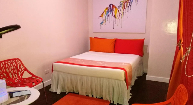 HalfWay House Hostel Mactan Cebu Airport, Book Hostel Lapu Lapu 