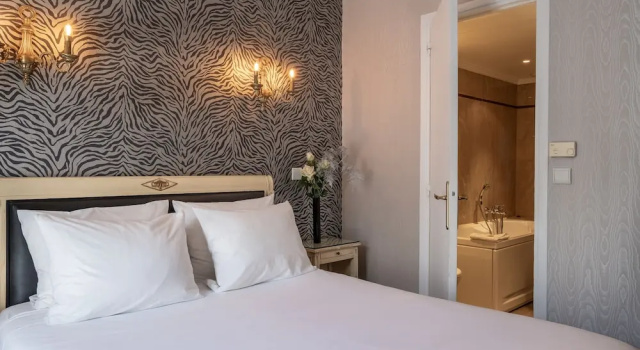 Четырёхместный семейный номер Standard с 2 комнатами Hotel London