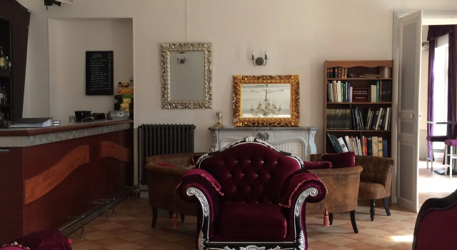 Chateau de la Rocherie Nevers Nord / Varennes-Vauzelles, Boek Hotel Hotels in Franche-Comte met ontbijt, Ontbijt
