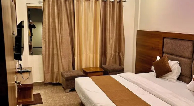 Hotel SHIVALAYA by GPH, Rezervovat Hotel Haridvár Uttarakhand