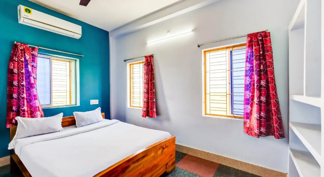 Hotel Aradhya by OYO Rooms, Rezerwuj Hotel Hotele w Bhubaneshwar z parkingiem, Parking