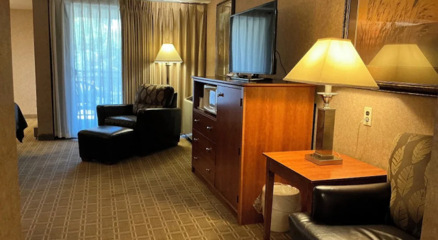 Трёхместный номер Standard Arrowwood Resort Hotel and Conference Center, Alexandria