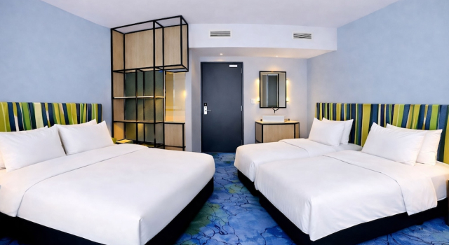 Четырёхместный семейный номер Standard ibis Styles Munich Airport