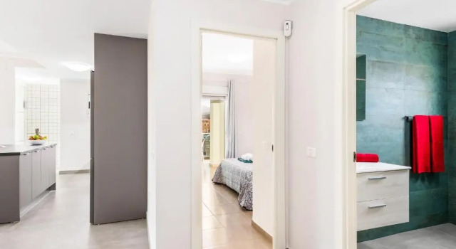 A31 Amazing 2 bedroom with terrace and Pool, Забронировать Отель Отели Сан-Мигель-де-Абона с парковкой, рядом с Playa Amarilla, Парковка