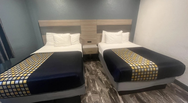 Двухместный номер Deluxe Travel Inn Motel