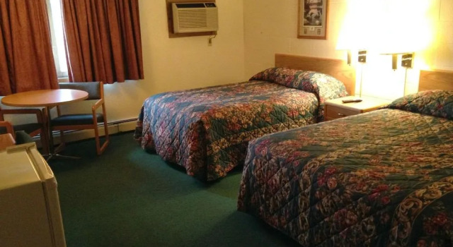River Bend's Walleye Inn, Varaa Hotelli Hotellit Minnesota pysäköinnillä, Pysäköinti