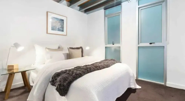 Light-filled Converted Warehouse 2 Bedroom Apartment in Prahran, Réserver Appartement Prahran Melbourne