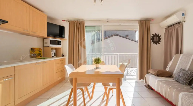 AS21487 - Charmant studio au cœur du centre ville à 2 pas de la plage, Book Apartment Le Grau-du-Roi Camargue
