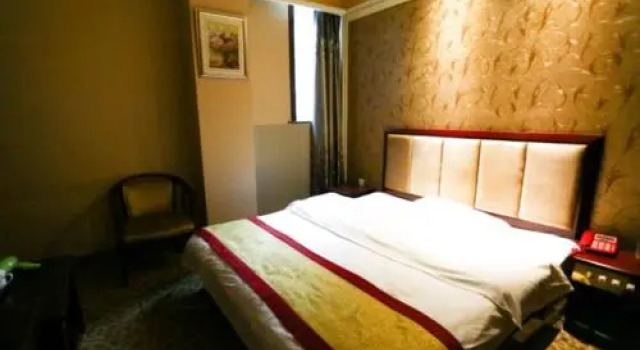 Santai Yilu Business Hotel, Book Hotel Mianyang 