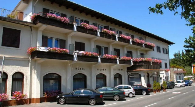 Hotel Velden Bacherlwirt, Rezervovat Hotel Hotely v Carinthia s parkováním, Parkování