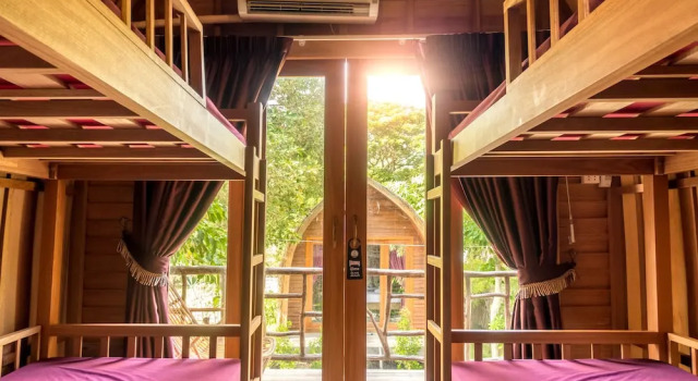 Четырёхместный номер Standard Bamboo Bungalow