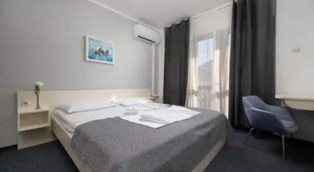 Guest House Zeba & Riviera, Prenota Affittacamere Hotel a Isole Quarnerine con parcheggio, Parcheggio
