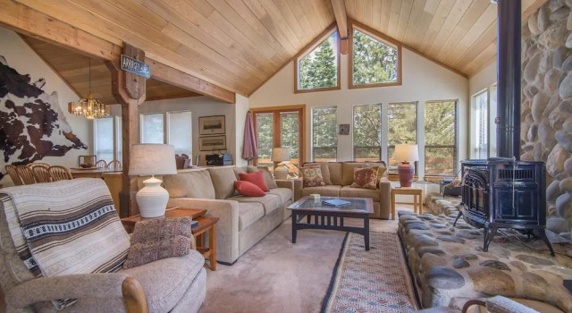 Atkin 4 Bedroom Holiday Home By Tahoe Truckee