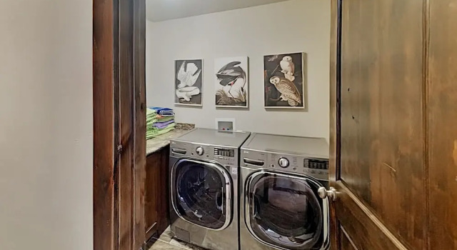 999wabig 4 Bedroom Home, Varaa Lomakoti  