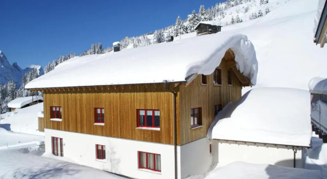 Апартаменты с 4 комнатами Haus Rothorn