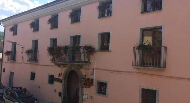 La Locanda di San Francesco, Reservar Hotel Hotéis e alojamentos em Basilicata, Hotel