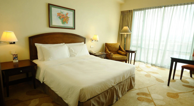 Marco Polo Davao, Забронировать Отель Отели Давао 5 звезд, 5*