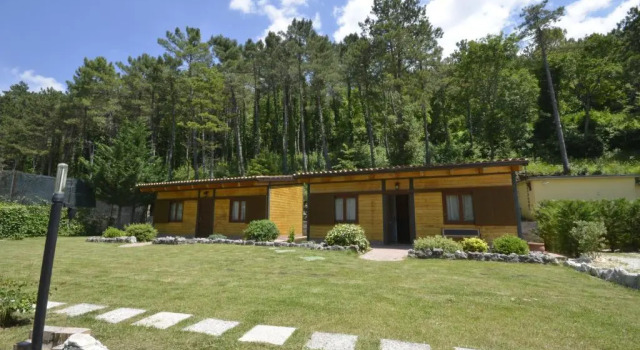 Шале Superior Hotel Pineta Ristorante country house in Fabriano