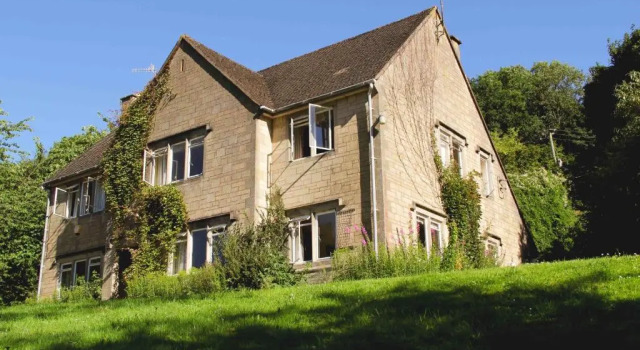 Owlpen Manor Cottages, Buchen Sie Hotel Stroud Cotswolds