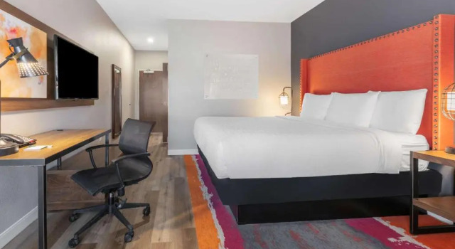 Номер Standard La Quinta Inn & Suites by Wyndham Lewisville