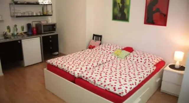 Apartment Bett am Rhein