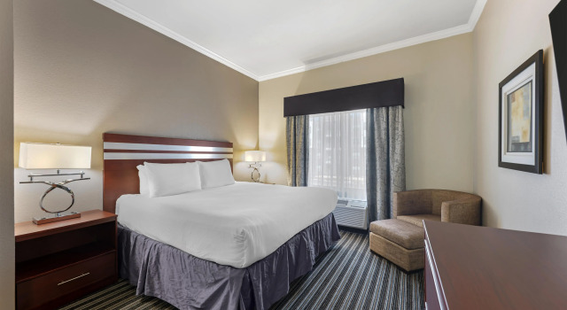 Двухместный люкс Best Western Plus Austin Airport Inn & Suites