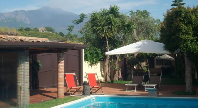 Casavilladusoleill SOLE -LUNA, Book Hotel Hotels in Sicily with Parking, Parking