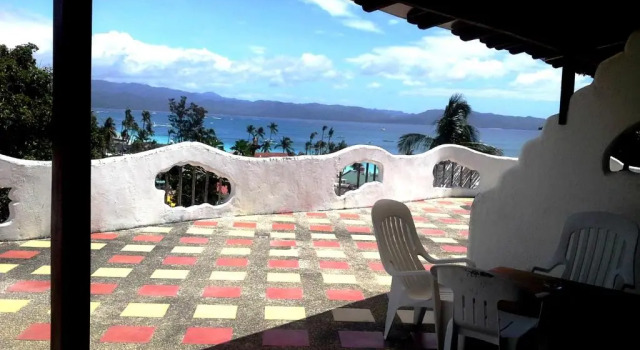 Семейный номер Standard с балконом Aquarius Terraces Boutique Resort