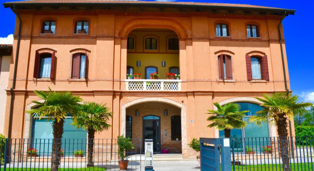 Baco Da Seta Residence con Piscina - Venezia Mestre, Забронировать Отель Местре Венето, рядом с Больница Ангело