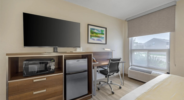 Четырёхместный номер Standard Best Western Galaxy Inn