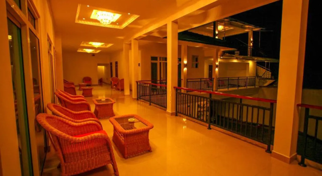Двухместный номер Deluxe Hotel Travellers Nest Kandy