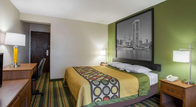 Двухместный номер Standard Super 8 by Wyndham College Park Wash DC Area