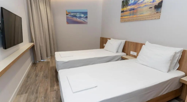 Двухместный номер Standard с частичным видом на море Titania Hotel